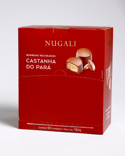 Bombons de castanha-do-pará Nugali, com recheio cremoso e chocolate ao leite, perfeitos para presentear ou desfrutar momentos especiais.