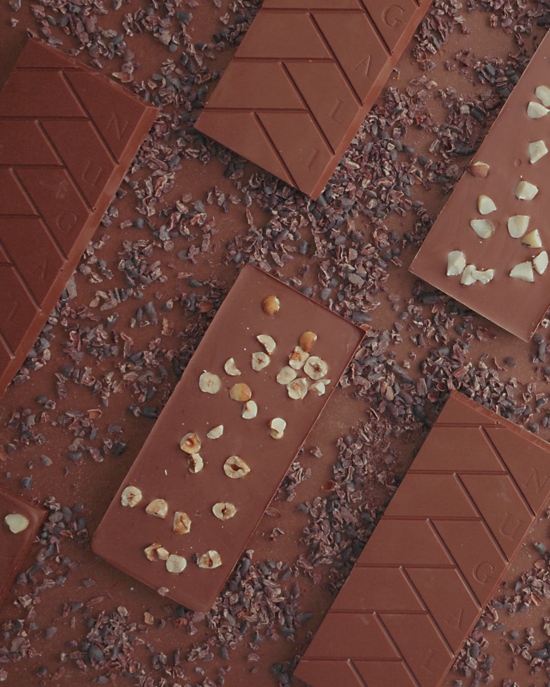 Chocolate Nugali com avelãs, sabor e crocância premium