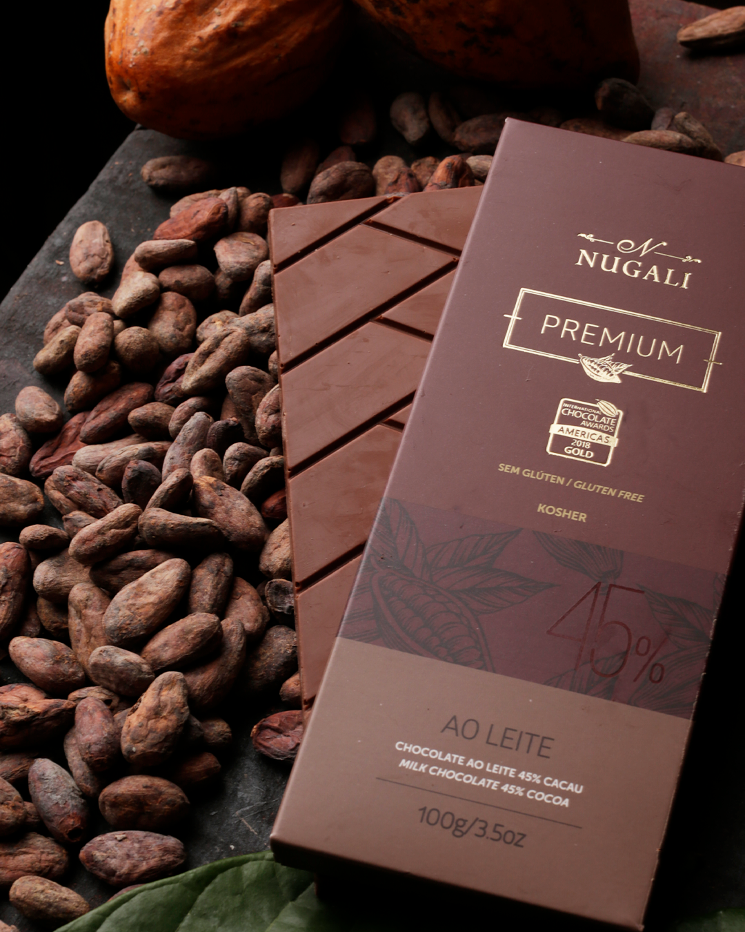 Chocolate ao leite premiado como o melhor das Américas. Mais cacau e menos açúcar, chocolate de verdade.