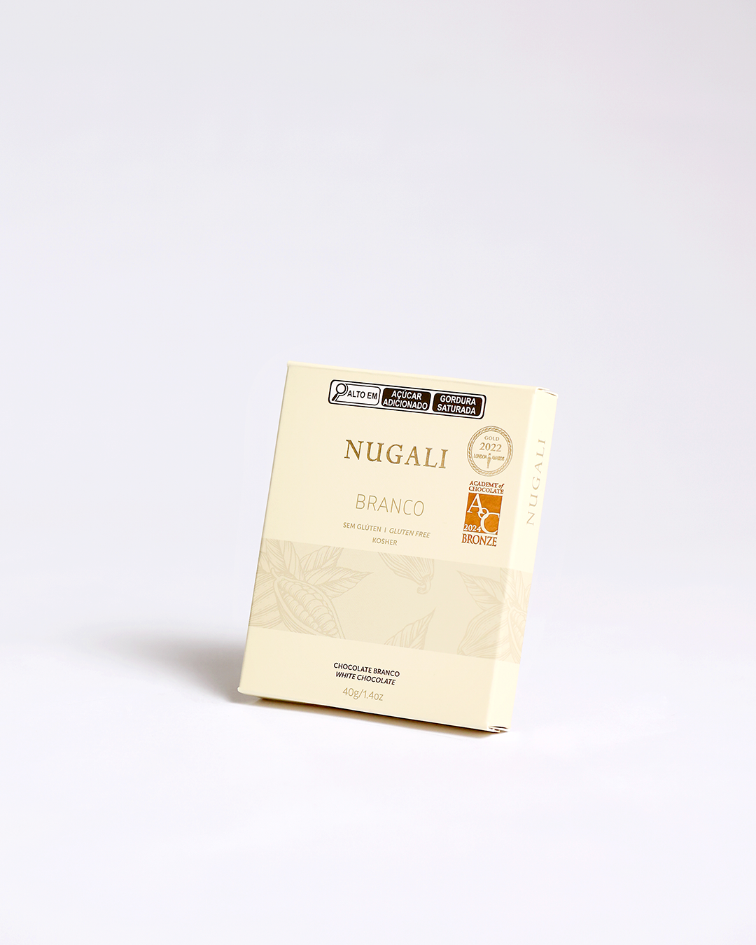 Chocolate Branco premiado, artesanal de alta qualidade, cremoso e feito com ingredientes naturais selecionados.